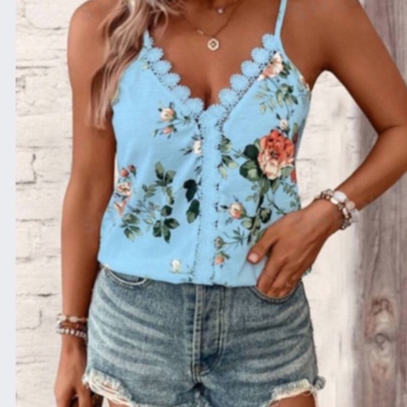 New blue floral spaghetti Strap cami top - Picture 2 of 4